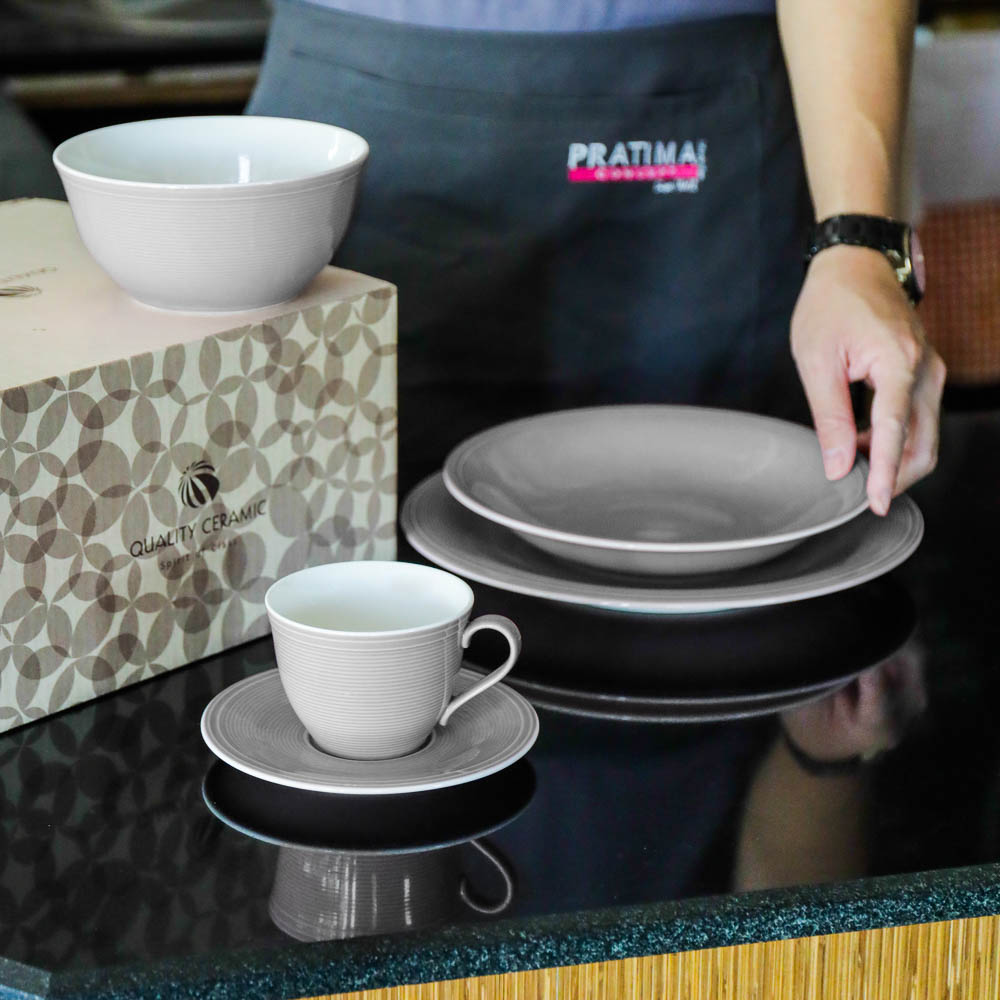 ชุด 4 ชิ้น (CF) แบบที่ 2